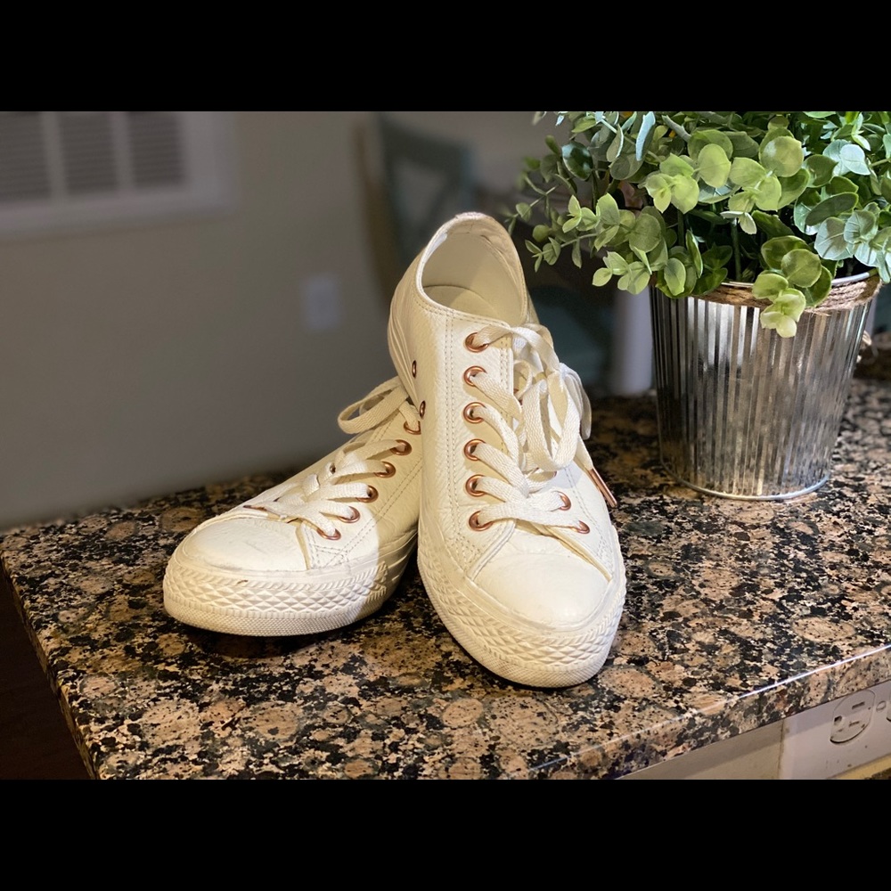 Women’s Converse White Leather Rose Gold Detail